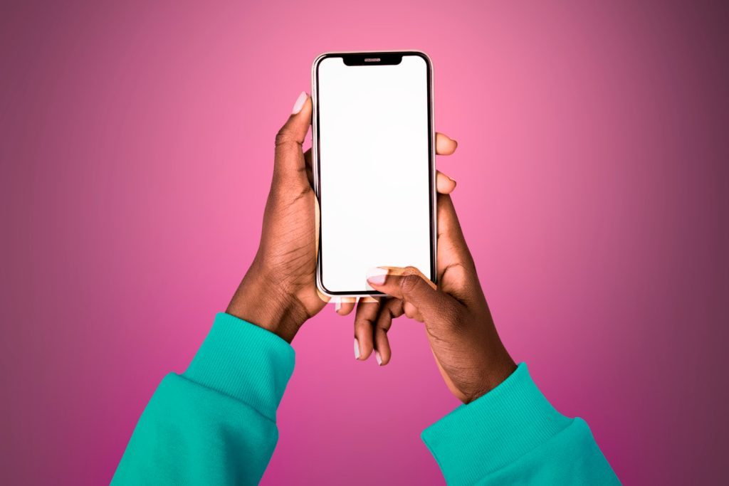 Tendo um bom celular, posso fazer meu marketing digital?